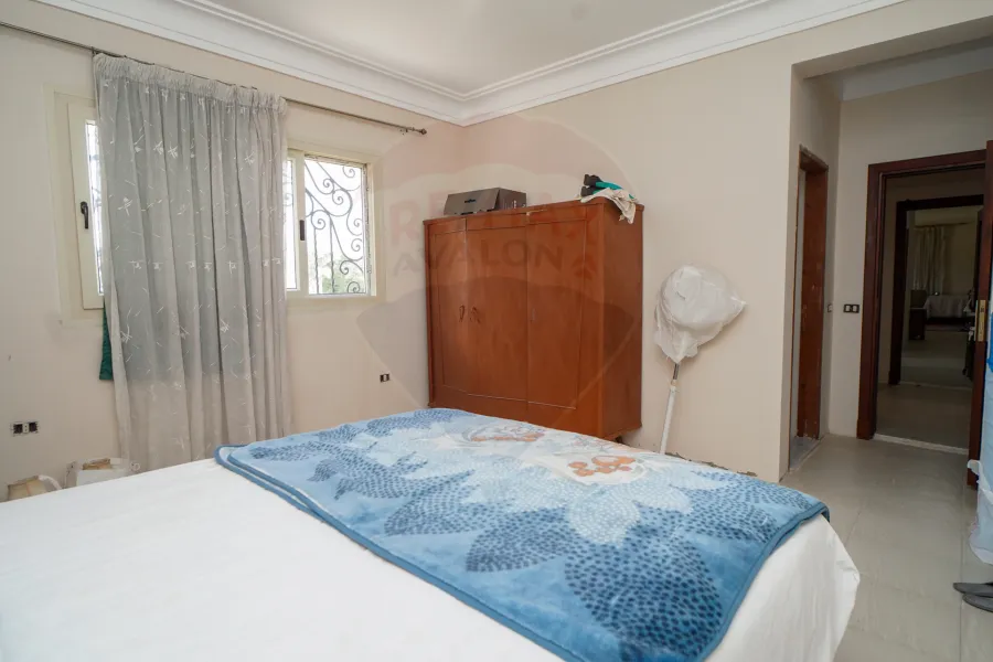 فيلا للبيع 4,200 م (فدان) كينج مريوط (بالقرب من واحة خطاب)