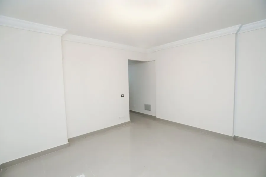 Apartment for rent 260m Smouha (Admon Fremon St.)