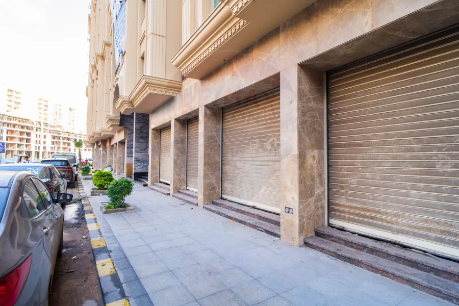 Shop for rent 1,380 m Smouha (Transport and Engineering St.)