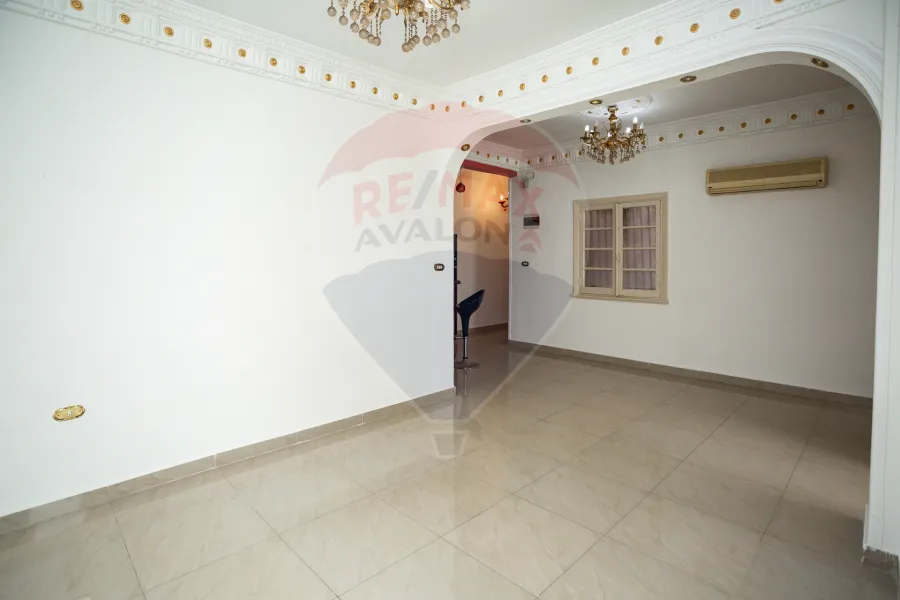 Apartment for sale 100 m Sporting (Port Said main st.)