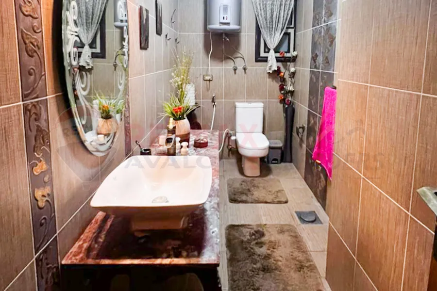 Apartment for sale 225 m in Janaklis (second number from Abu Qir St.)