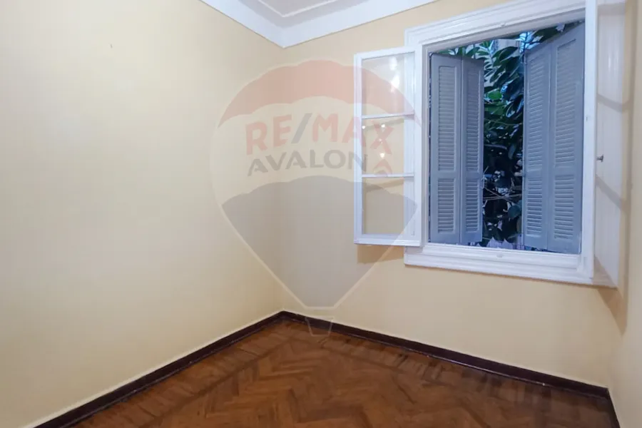 Administrative headquarters for rent, 100 m, Zizinia (steps from Abu Qir Street)