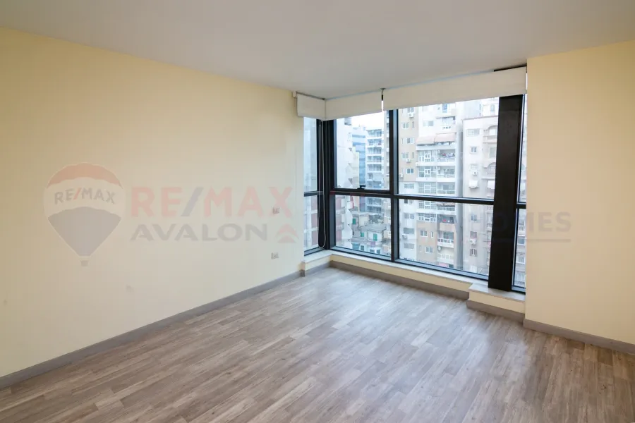 شقة للبيع 193 م لوران (برج انتركونتيننتال فورت)