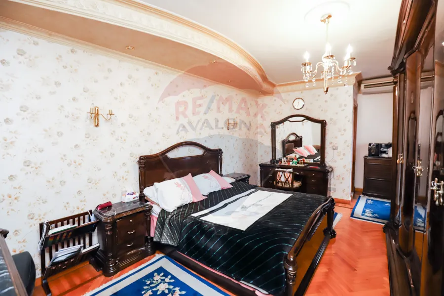 Apartment For Sale 270 m Sporting ( El Horeya St.)