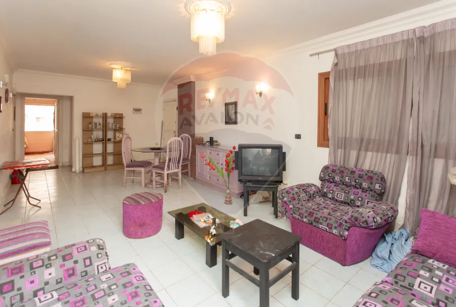 Apartment for sale 145 m Gleem (Al-Misk Street - steps from the sea)