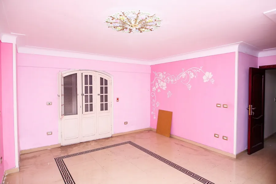 Apartment For Rent 250m Gleem (Directly On Tram Station)