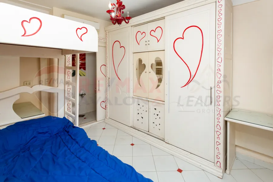 Apartment for sale 190 m Louran (Omar El-Mokhtar st.)