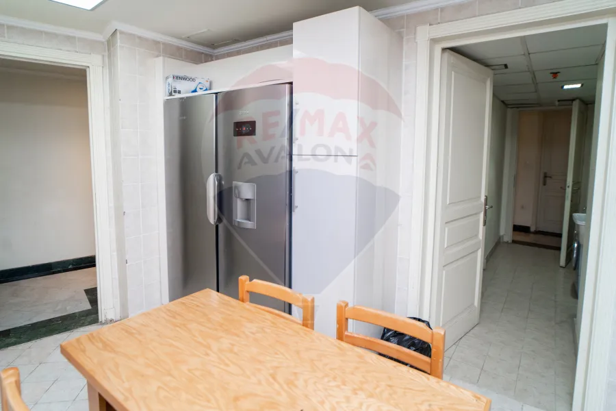 شقة للايجار 298 م سان ستيفانو (ابراج الفورسيزون)