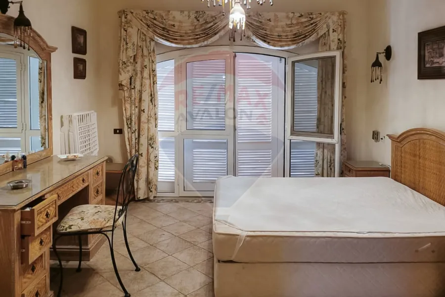 فيلا للبيع الساحل (مارينا 5 - الجوهرة لسان الوزراء) 1,200 م