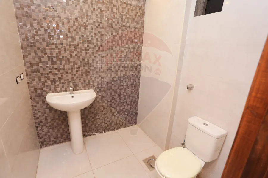 شقة للبيع  100 م الابراهيميه ( خطوات من شارع فوزي معاذ )