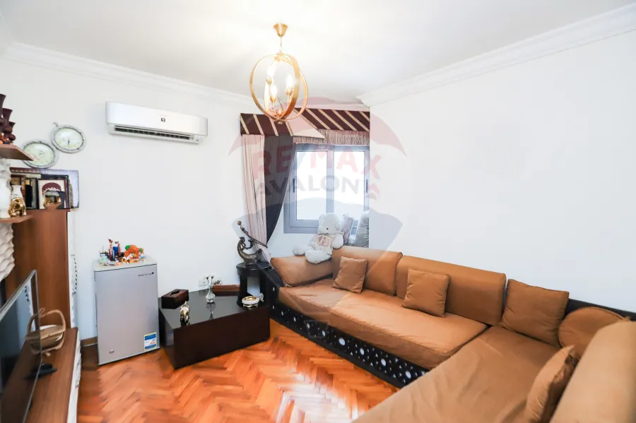 شقة للبيع 169 م جليم (طريق الجيش - عمارات السرايا رويال بلازا)