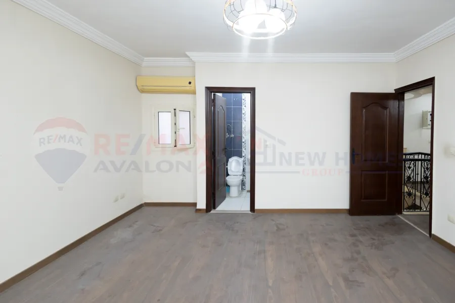 Duplex apartment for sale 320 m Sporting (Ahmed Allam St. - Steps from Abu Qir St.)