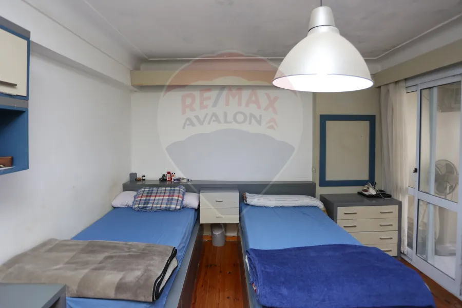 شقة للبيع 240 م سابا باشا (ش ابراهيم الحلبي)