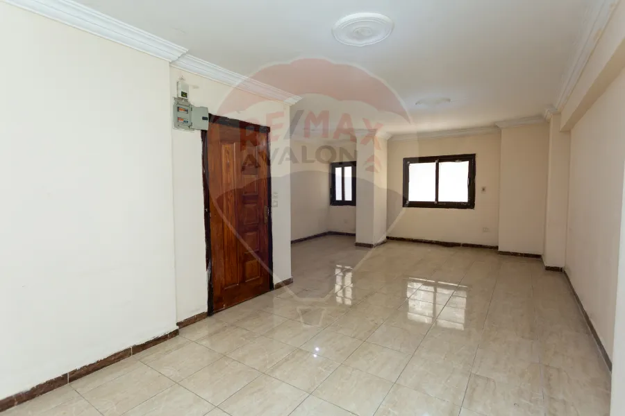 شقة للبيع 135 م كيلوباترا (ثالث نمره بحر)