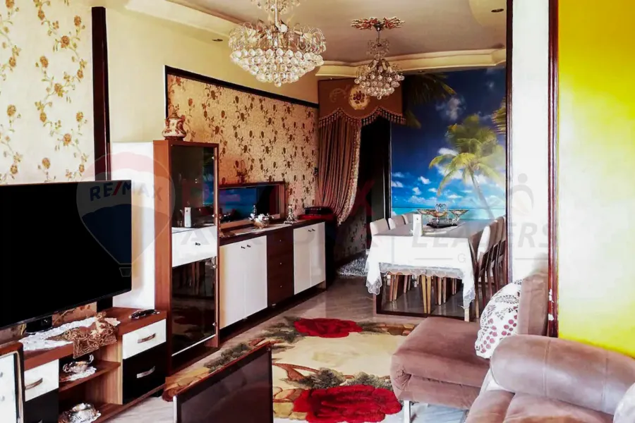 شقة للبيع 135 م ميامي (متفرع من ش العيسوي و البحر)