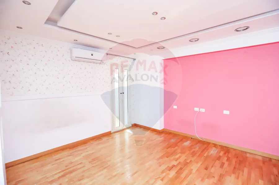 شقه للايجار 175 م لوران (شارع الاقبال)