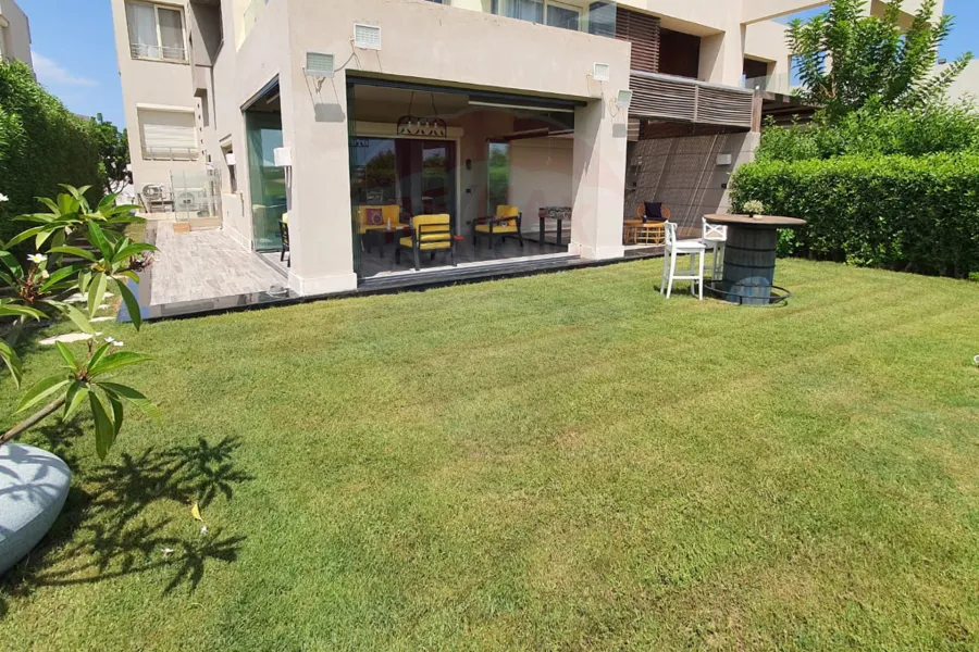 سنيور جاردن شاليه للبيع الساحل (هاسيندا باي -صف أول جولف) 440 م