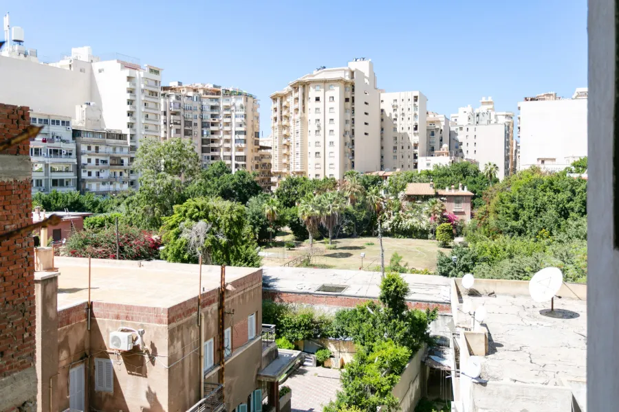 شقة للبيع 190 م كفر عبده (سكينة بنت الحسين)