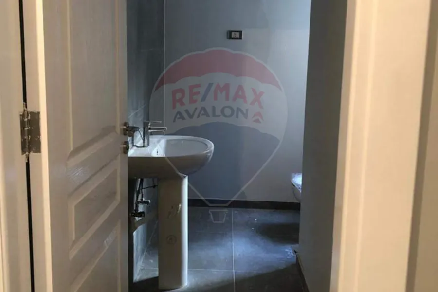 ميزان للبيع 165 م وابور المياه (متفرع من ميدان زويل)