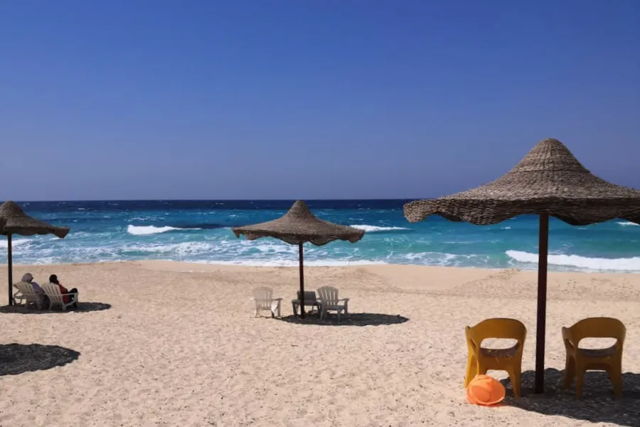 شالية علوي للبيع  (لاميرا بيتش - راس الحكمة) 90 م