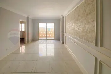 شقة للبيع 100 م جليم (ش زهران رشدي)