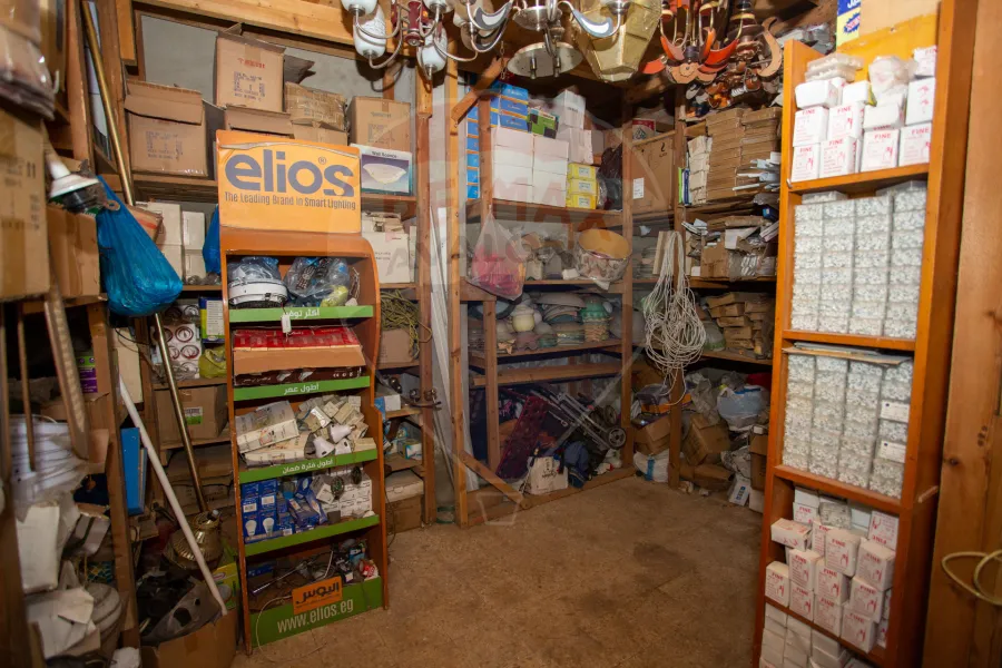 محل للبيع 75 م سيدي بشر (متفرع من البحر و ش خالد ابن الوليد)