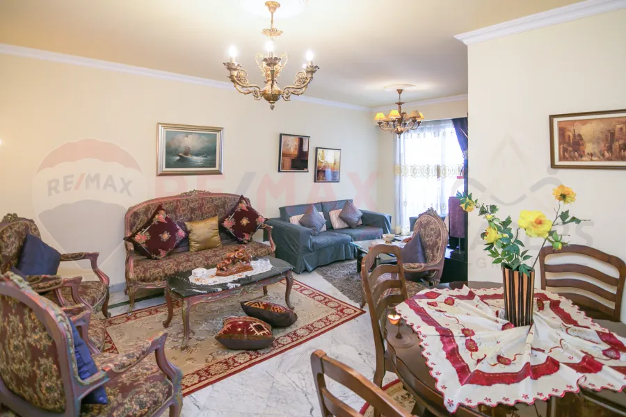 شقة للإيجار المفروش 136 م سان ستيفانو (الفورسيزون)