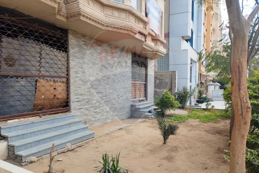 Commercial unit for sale Cairo (Al Maadi) 550 m