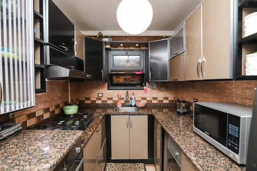 Apartment for sale 165m Sidibeshr Bahary