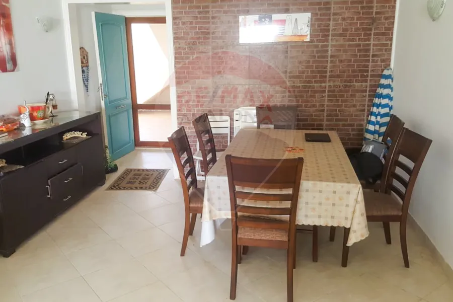 Chalet + garden for sale on the coast (Marina Gardens Village) 155 m