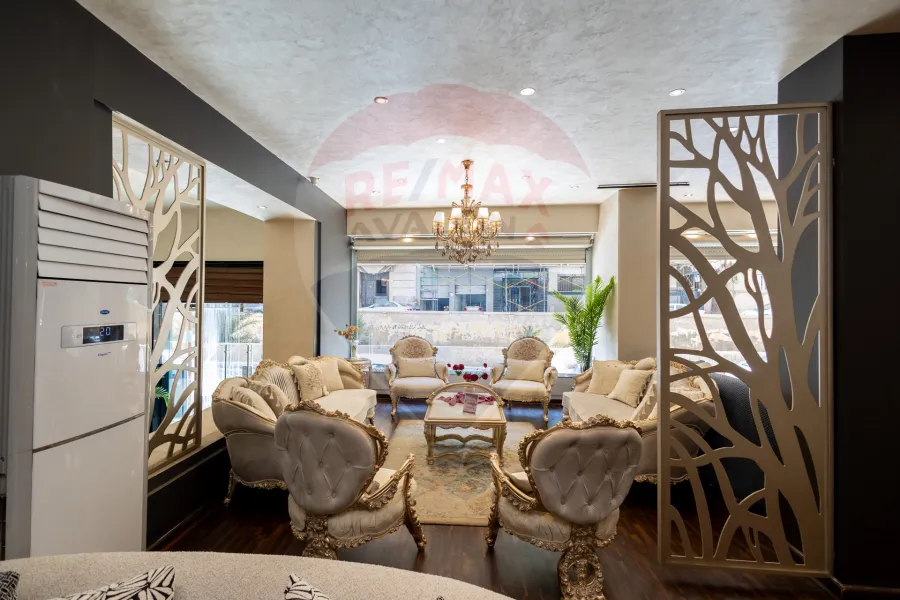 Shop for rent 600 m Louran (directly on the tram)