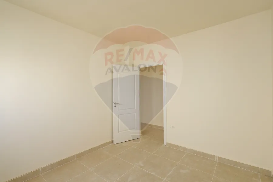 فيلا للبيع (ستيلا هايتس - سيدي عبد الرحمن) 516 م