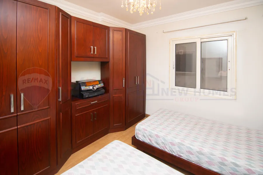 Apartment for sale 330 m Camp Caesar (Directly on the sea)