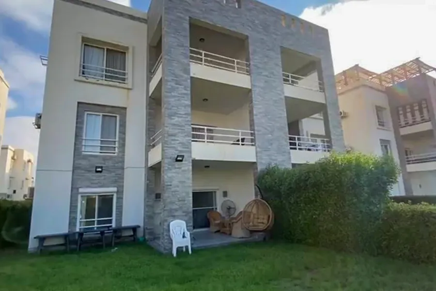 Ground floor chalet with garden for sale (Amwaj) 144 m + 120 m garden