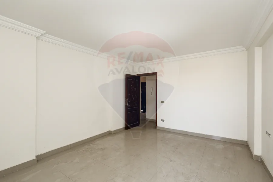 شقة للإيجار 170 م سموحة (دوران فيكتور عمانويل)