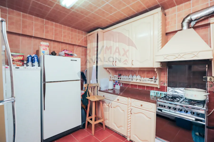 Apartment for sale 160 m Louran (Steps from abo qeer st & Teram.)