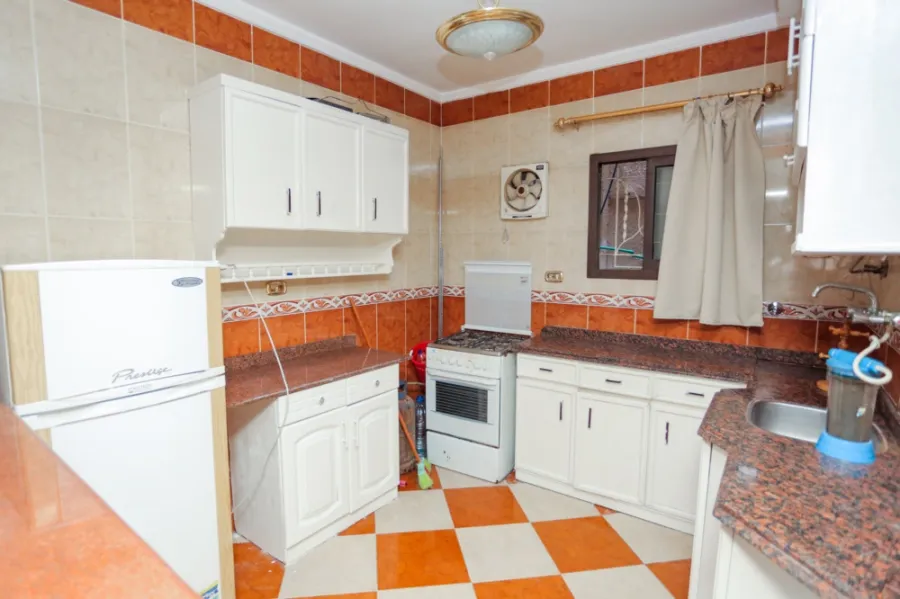 Furnished Apartment for rent 140m Maamoura Beach