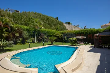 فيلا ستاند الون للبيع 850 م كينج مريوط (اليكس ويست - منطقة انطونيادس)