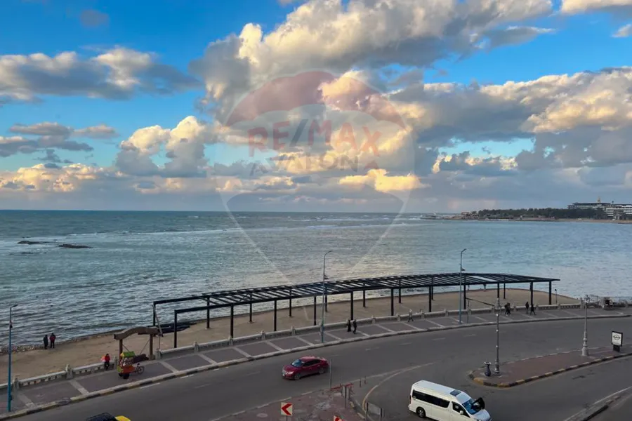 Apartment for sale 175 m Mandara (on the sea)