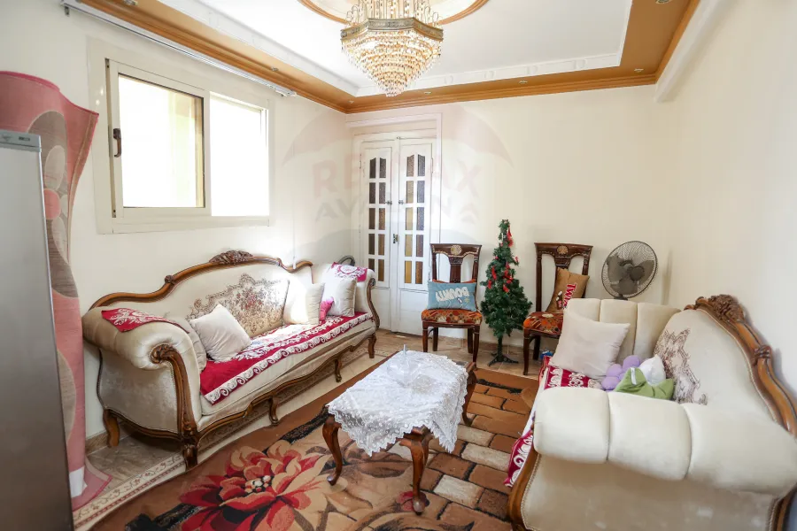 شقة للبيع  170 م جناكليس (ش ذو الفقار)