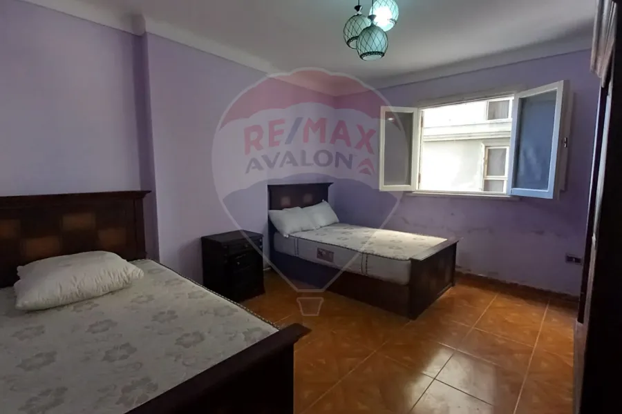 شقة للبيع 175 م المندرة (على البحر مباشرة)