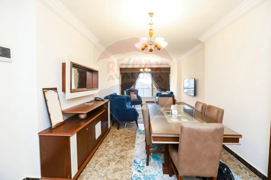 شقة مفروش للإيجار 160 م لوران (ش شعراوي - خطوات من البحر)