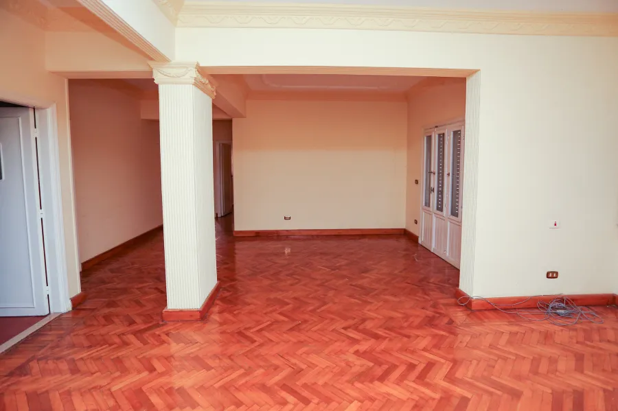 شقة للايجار 160 م كفر عبده (بجوار حديقه اللمبي)