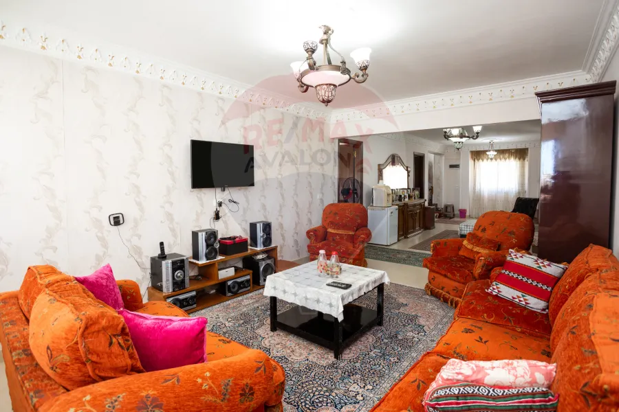 Villa for sale 610 m King mariout (Lakeside Paradise compound)