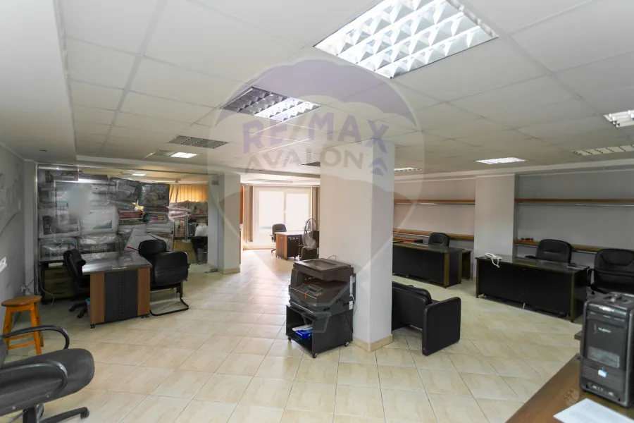Administrative apartment for sale 179 m Zizenia (Abu Qir St)