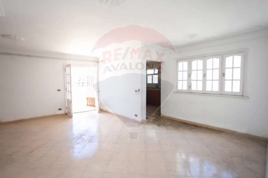 شقة للبيع 212 م سابا باشا (شارع مصطفي ابو هيف)