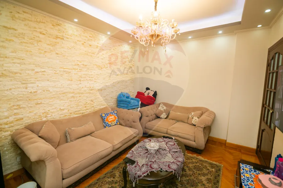 Licensed apartment for sale 140 m Al Ibrahimiyya (steps from Abu Qir St.)