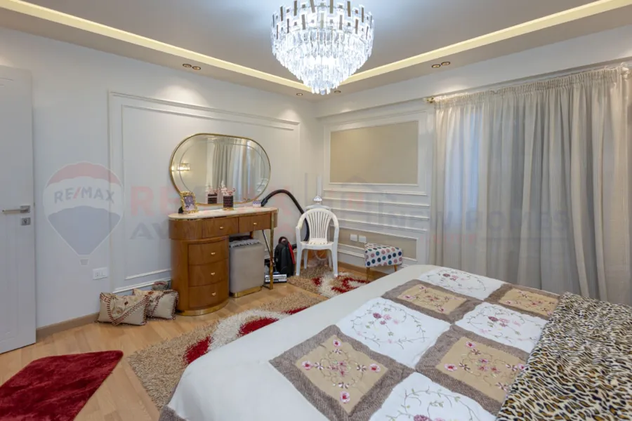 Apartment for sale 220 m Rushdi (near Syria St.)