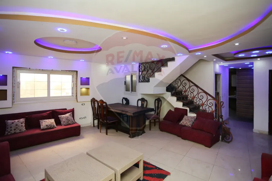 Duplex for sale 200 m Miami (Khaled Ibn El-Walid main st)