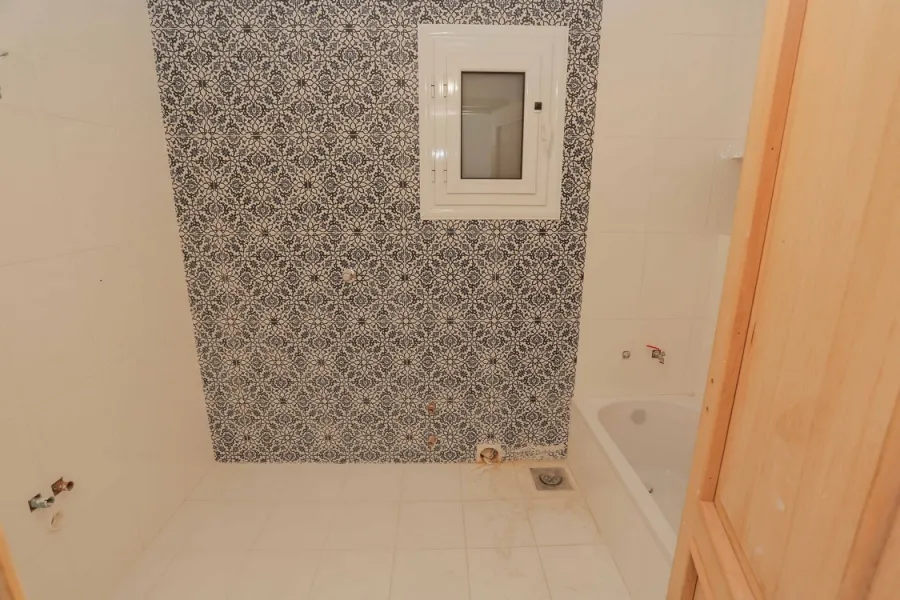 شقة للبيع 160م سبورتنج (خطوات من ش أبوقير الرئيسي)-